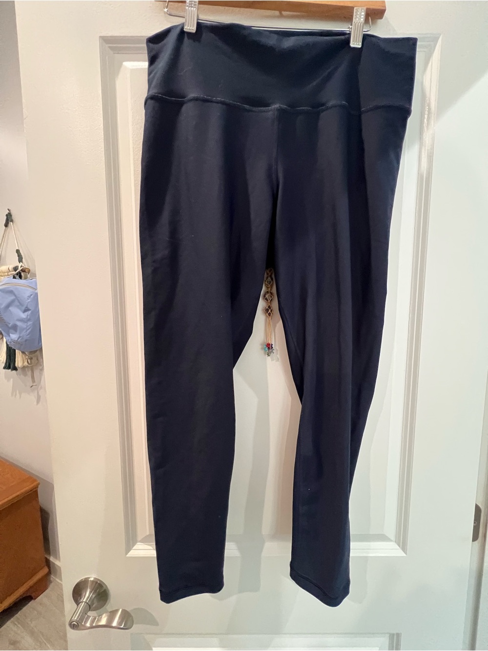 3/4 length Navy Go Dry active leggings